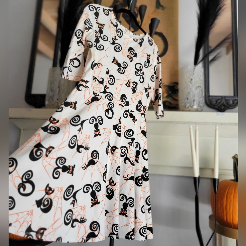 UNIQUE VINTAGE Halloween Collection Fit And Flare Dress - Picture 2 of 11
